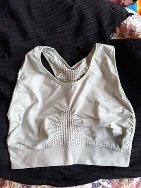 Sweaty Betty Light Green Seamless Racerback Sports Bra